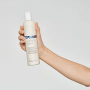milk-shake-purifying-shampoo-in-hand-2